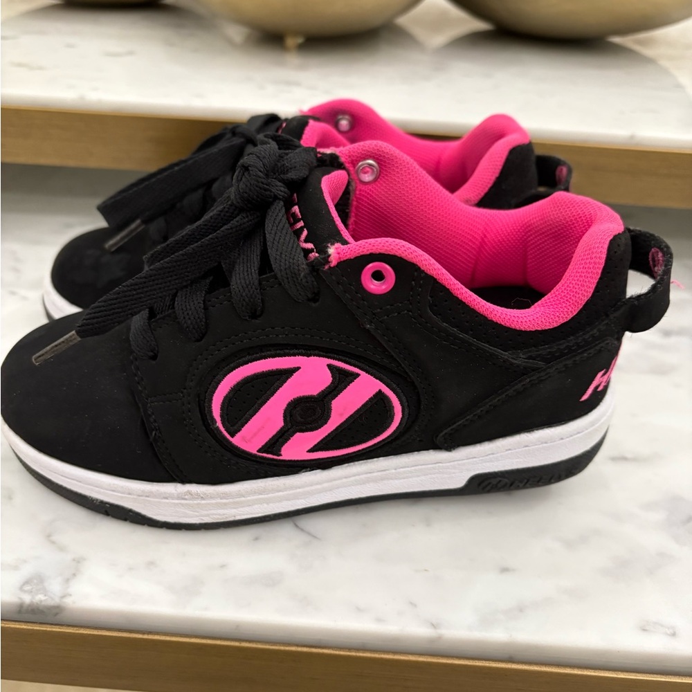 Heelys Roller Sneakers Black and Pink Kids